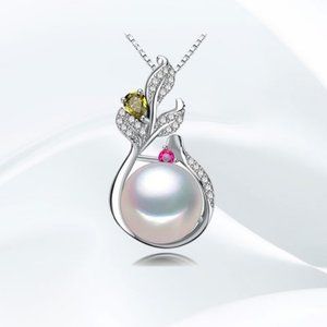 Flower Pearl Pendant Necklace